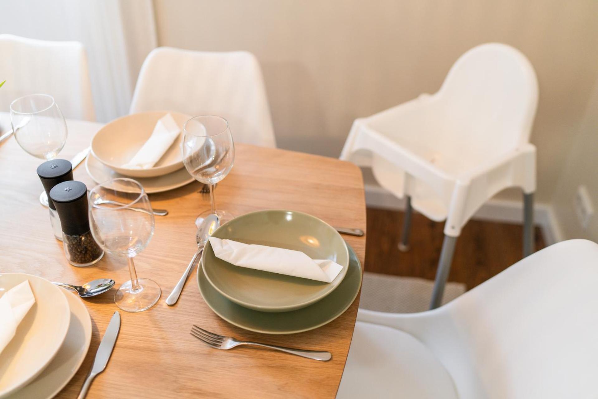 Mitten In Wolfsburg - Happyhome - 2 Zimmer, 6 Personen, Outletcenter, Autostadt, Vw-Nah, Parken ภายนอก รูปภาพ